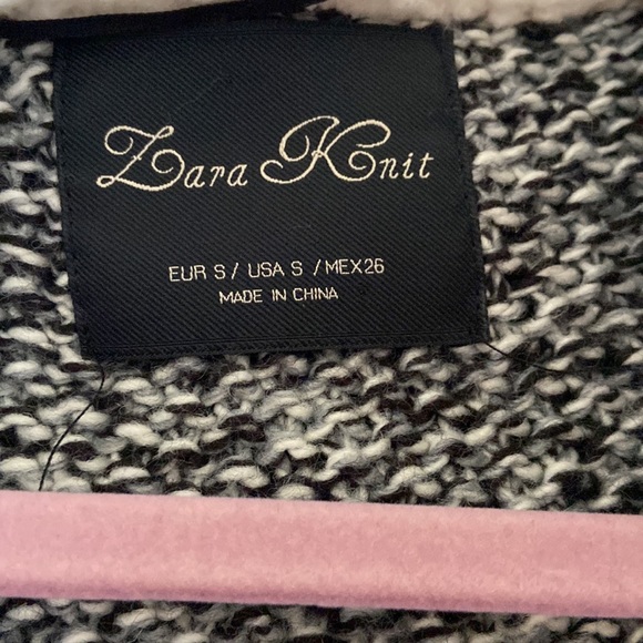 Zara knit hooded wool blend cardigan in size S - Picture 3 of 7